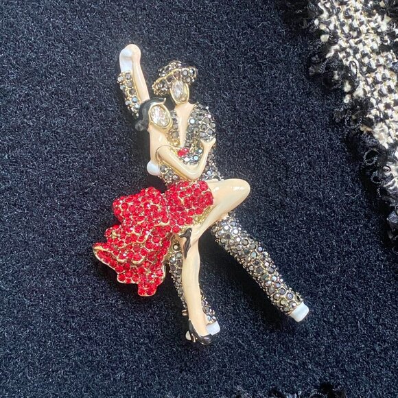 HEIDI DAUS FLAMINGO DANCE BROOCH - Picture 2 of 4